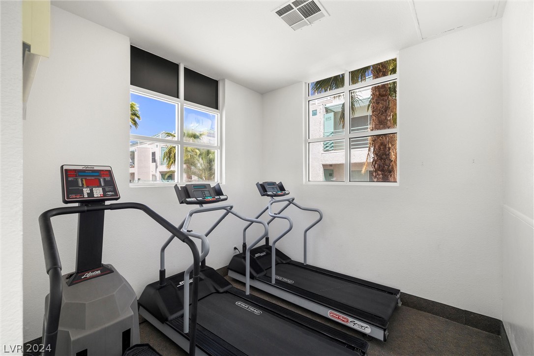 7100 West Pirates Cove Road, Unit 1072 Las Vegas, NV 89145 - Photo 22 of 29