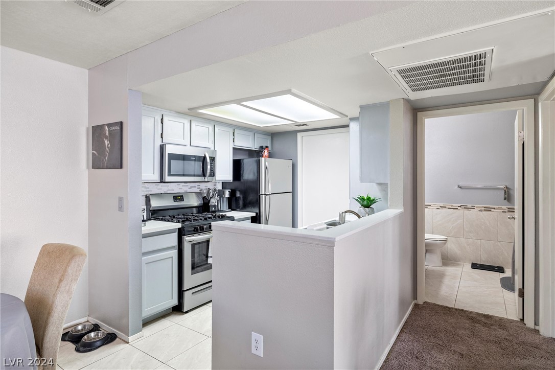 7100 West Pirates Cove Road, Unit 1072 Las Vegas, NV 89145 - Photo 5 of 29
