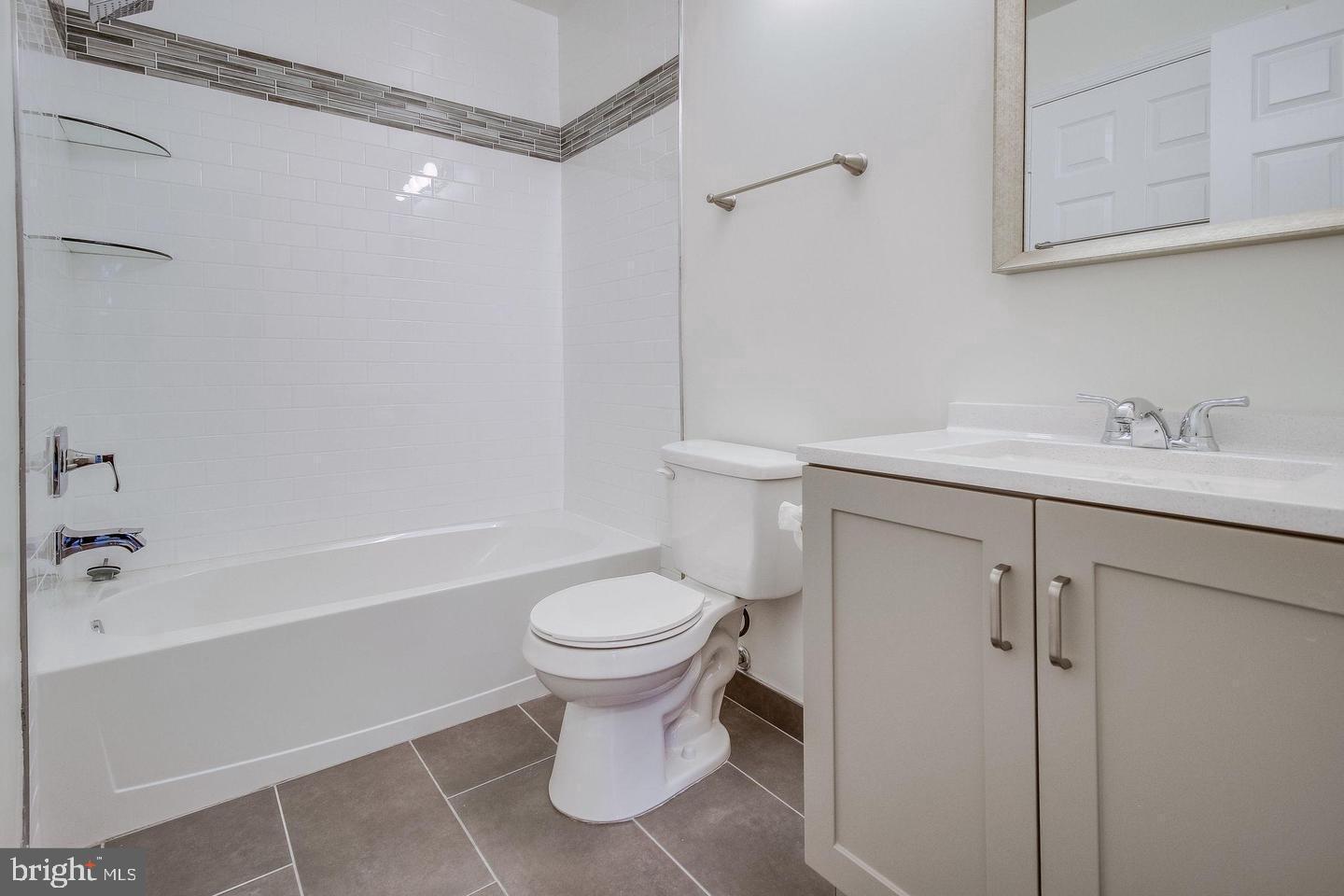 3803 Green Ridge Court, Unit 302 Fairfax, VA 22033 - Photo 12 of 18