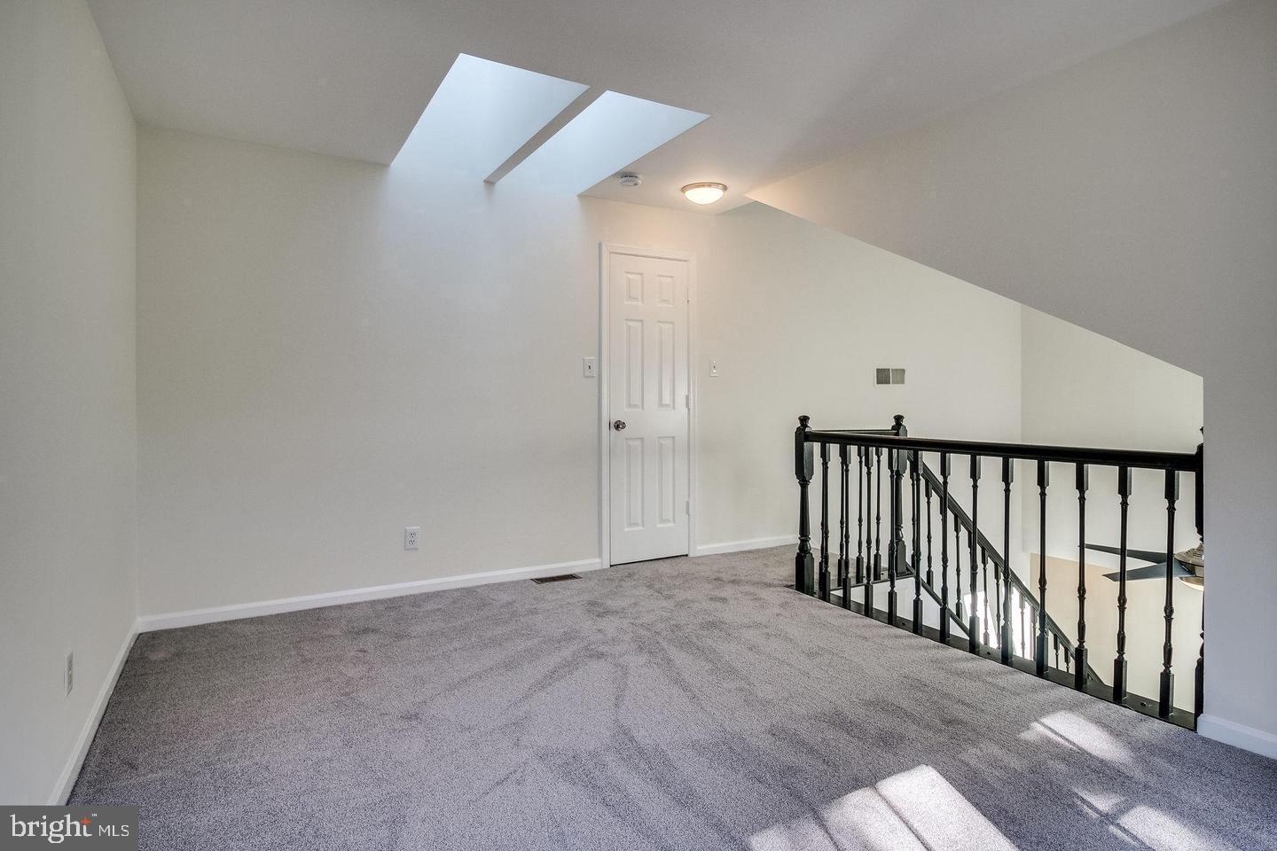 3803 Green Ridge Court, Unit 302 Fairfax, VA 22033 - Photo 15 of 18