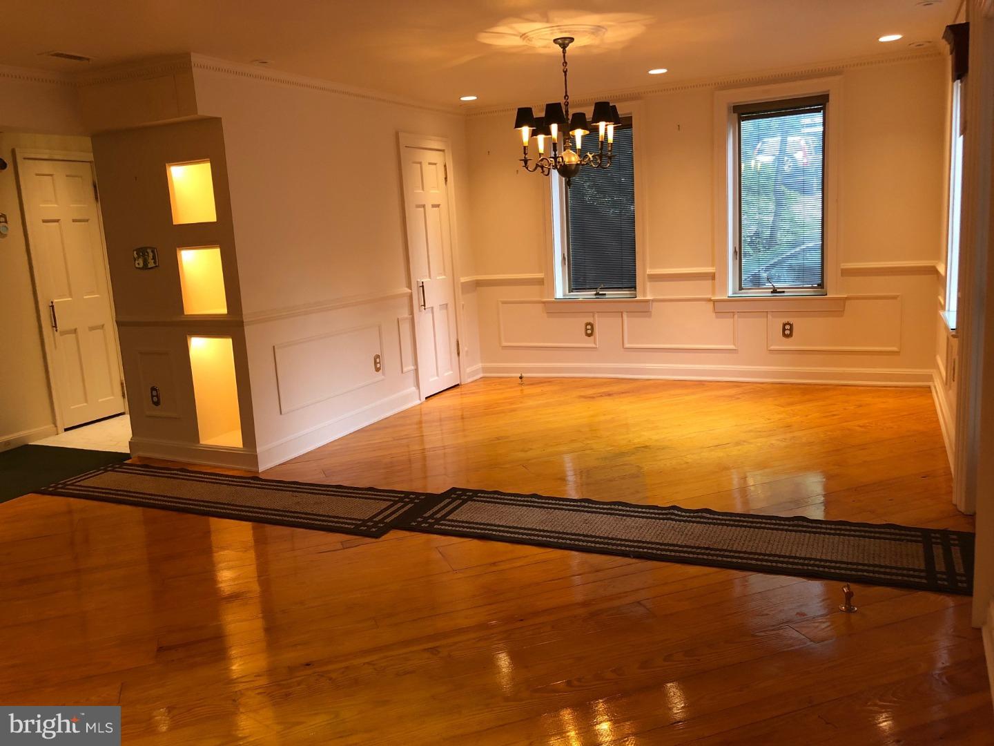 7494 Ferry Road New Hope, PA 18938 - Photo 4 of 25 Dining Room