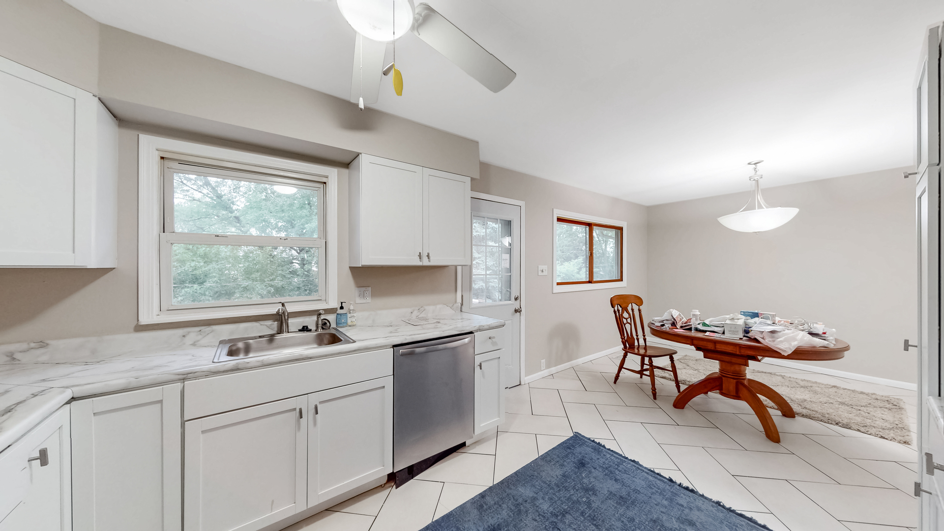 717 Union Avenue Romeoville, IL 60446 - Photo 5 of 24 Gallery Image 5
