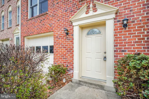 $2,300 | 208 Rolling Hill Court, Stafford, VA 22554