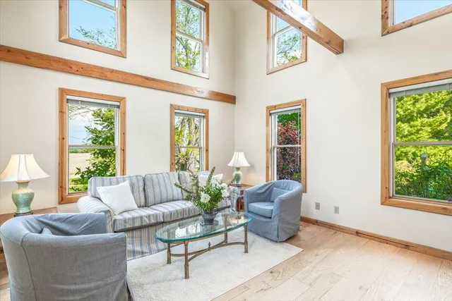 $998,000 | 19196 Cleveland Avenue, Galien, MI 49113