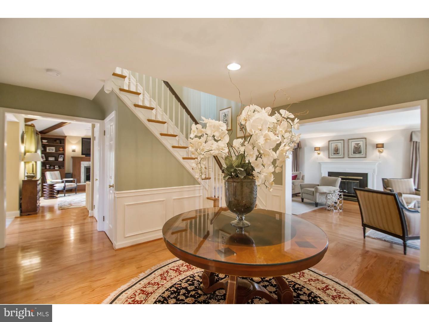228 Country Gate Road Wayne, PA 19087 - Photo 2 of 23 Foyer