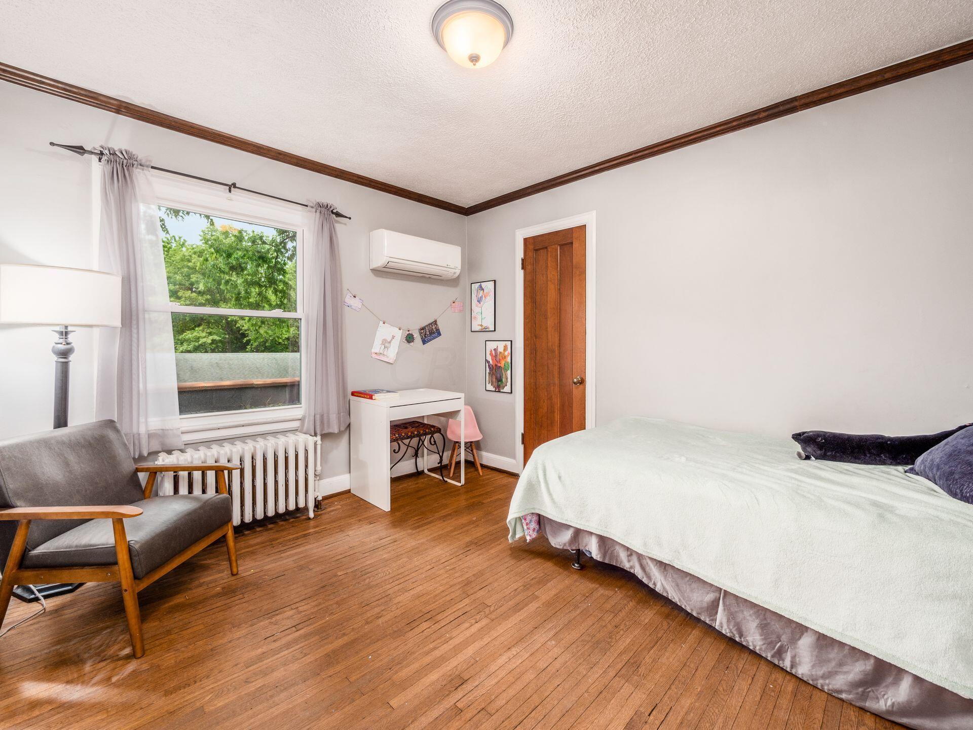 80 West Cooke Road Columbus, OH 43214 - Photo 25 of 48 Bedroom 2, View 1