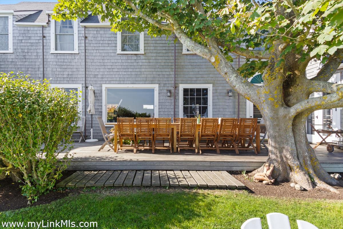 33 Shell Street Nantucket, MA 02554 - Photo 43 of 60