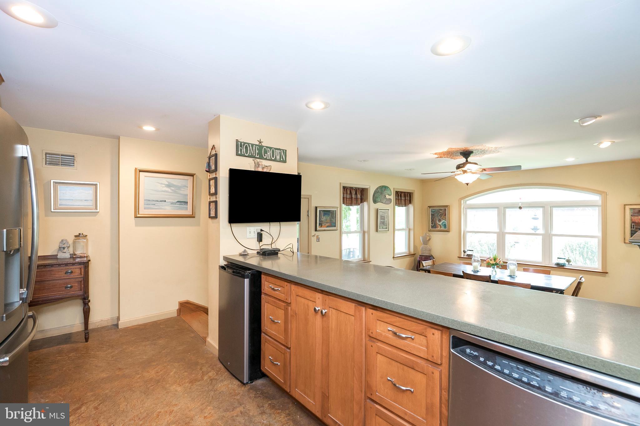 1051 Favinger Road Pottstown, PA 19465 - Photo 11 of 45 Gallery Image 11