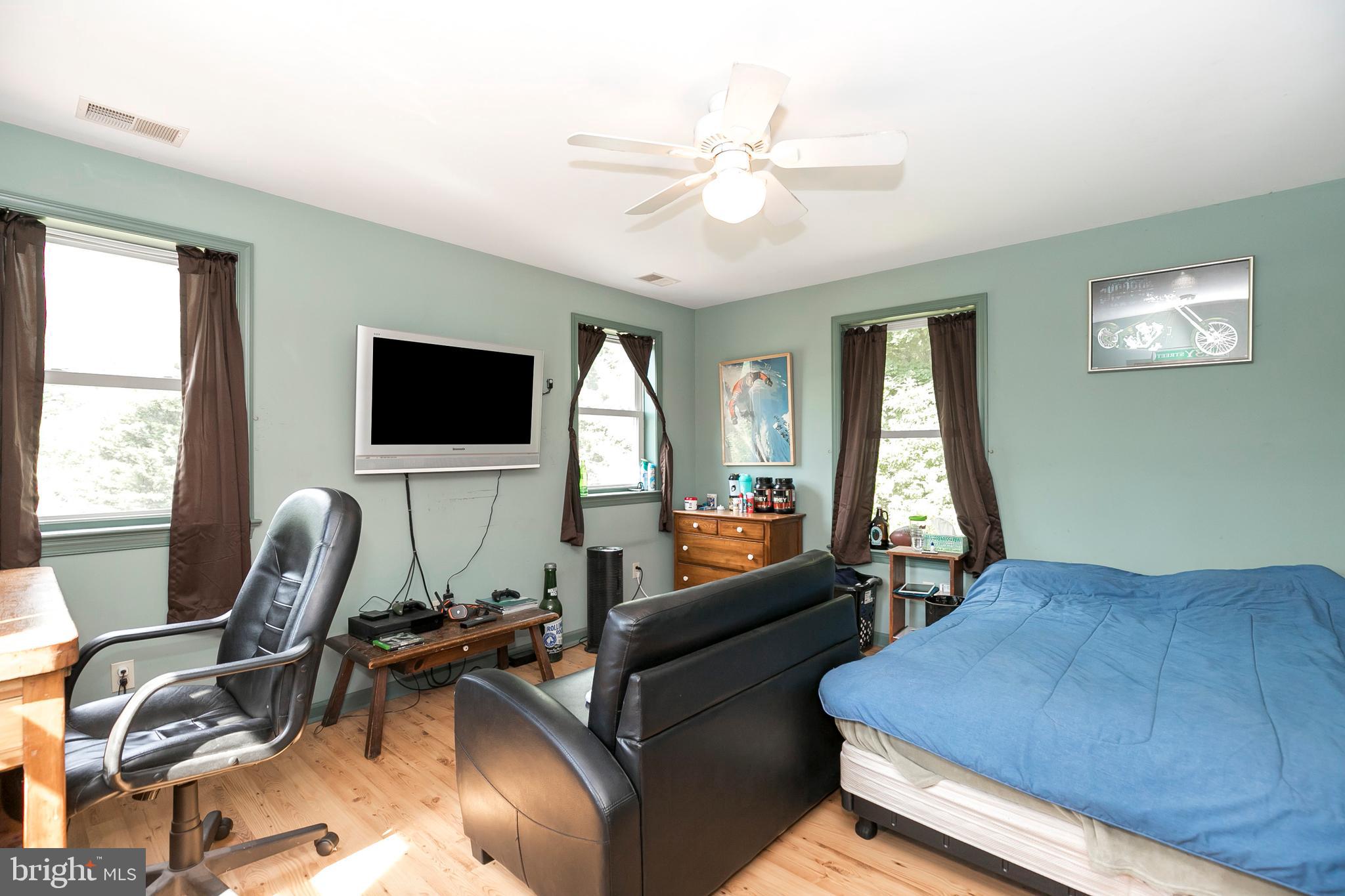 1051 Favinger Road Pottstown, PA 19465 - Photo 21 of 45 Gallery Image 21