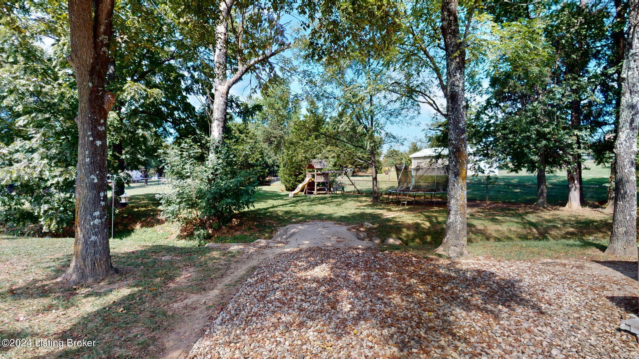 411 Tanglewood Road Shepherdsville, KY 40165 - Photo 45 of 59 41-web-or-mls-411 Tanglewood Rd Shepherd