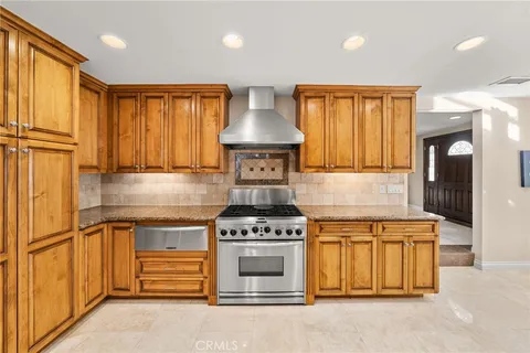 $1,995,000 | 6051 Judwick Circle, Huntington Beach, CA 92648