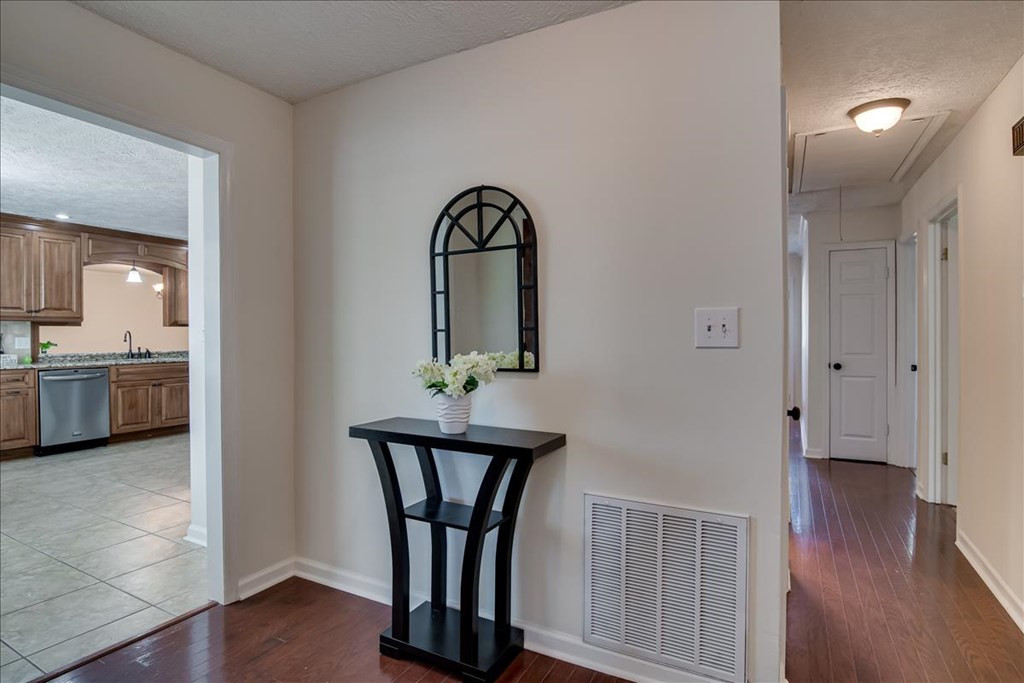 5209 Hereford Farm Road Evans, GA 30809 - Photo 3 of 31 Welcome home