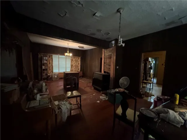 $63,000 | 902 East 9th Street, Pittsburg, KS 66762