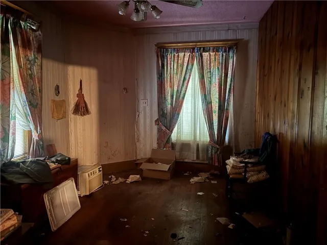 $63,000 | 902 East 9th Street, Pittsburg, KS 66762