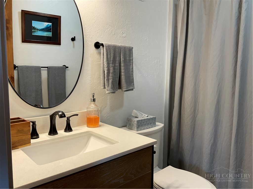 301 Pinnacle Inn Road, Unit 4304 Beech Mountain, NC 28604 - Photo 16 of 17 Gallery Image 16