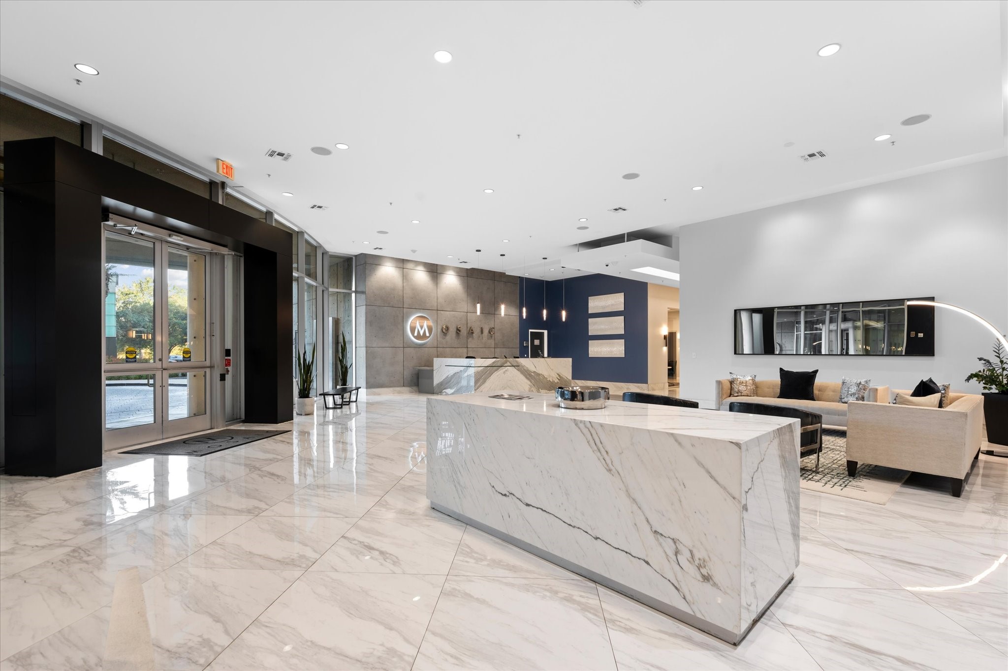 5925 Almeda Road, Unit 10806 Houston, TX 77004 - Photo 27 of 34 The renovated lobby area welcomes residents and guests with class.