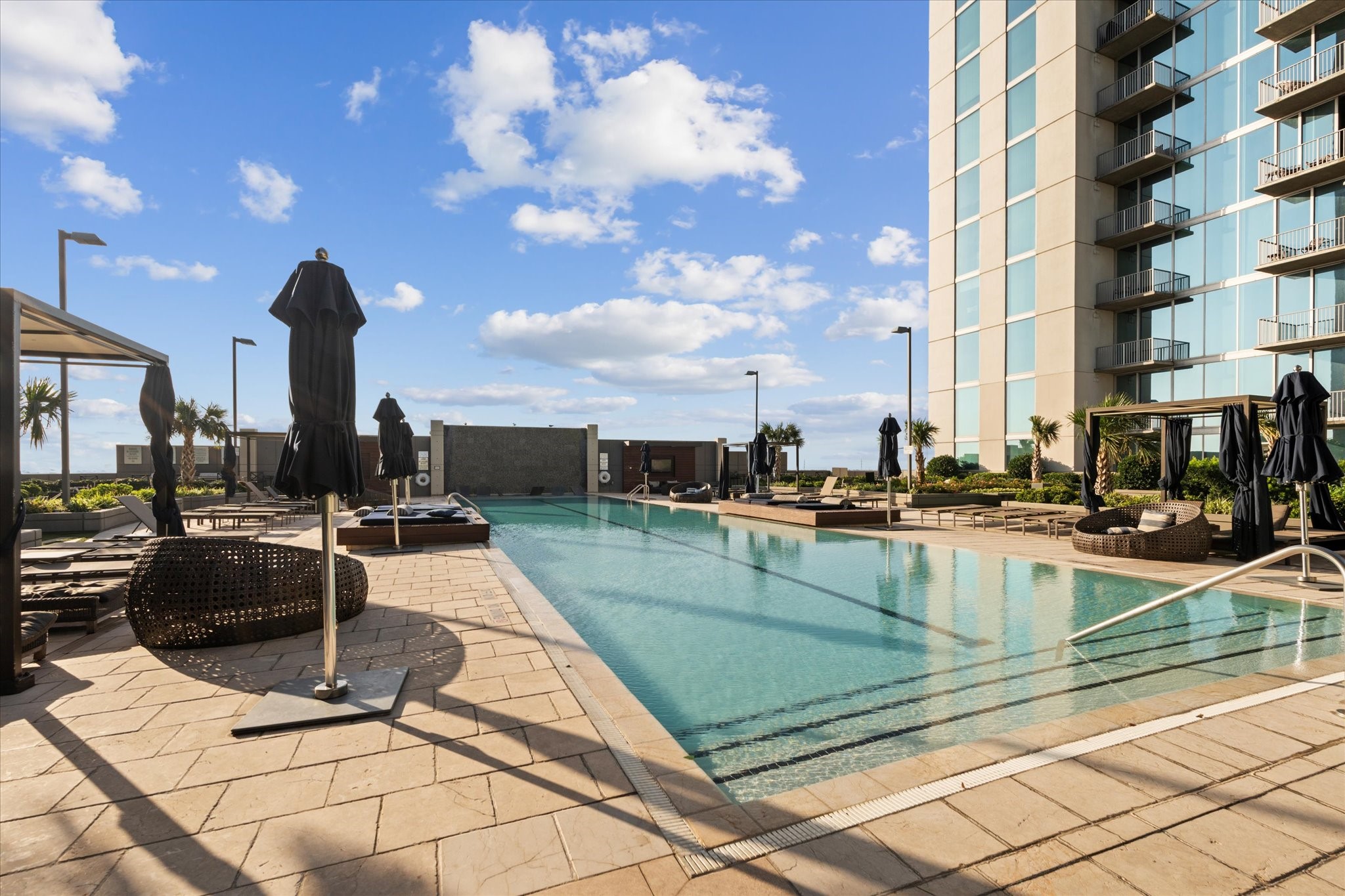 5925 Almeda Road, Unit 10806 Houston, TX 77004 - Photo 7 of 34 Resort style pool with cabanas.
