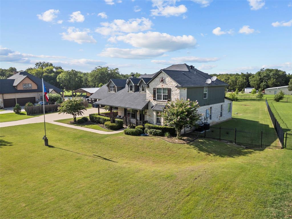 3175 Collins Road Burleson, TX 76028 - Photo 4 of 40 Gallery Image 4