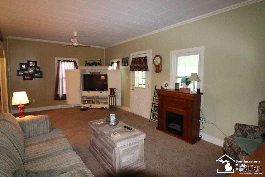 8038 Wiseman Road Lambertville, MI 48144 - Photo 13 of 22 21499326-12.JPG
