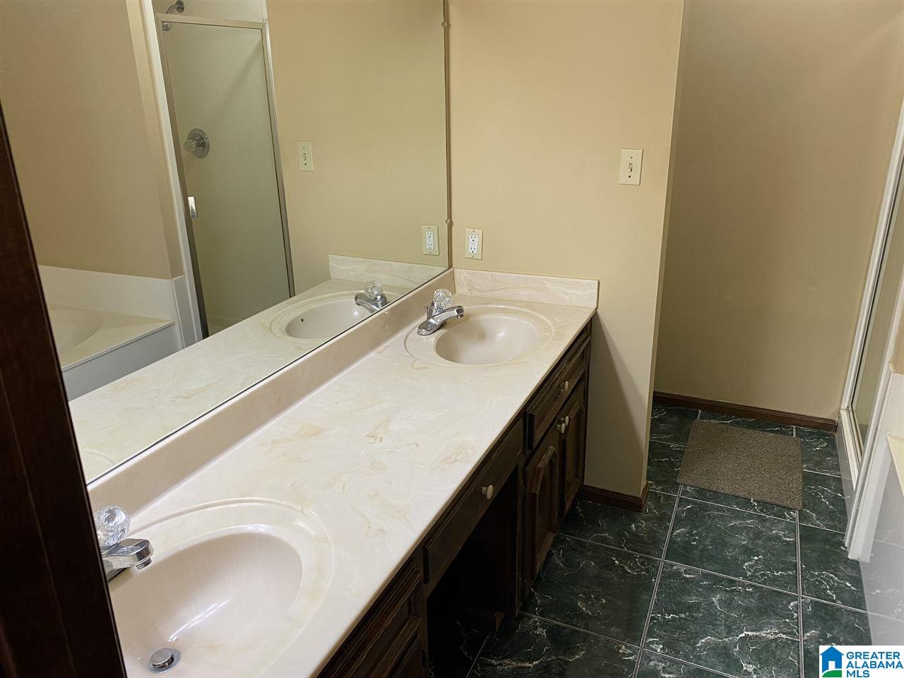 1524 Briar Cliff Road Rainbow City, AL 35906 - Photo 20 of 41