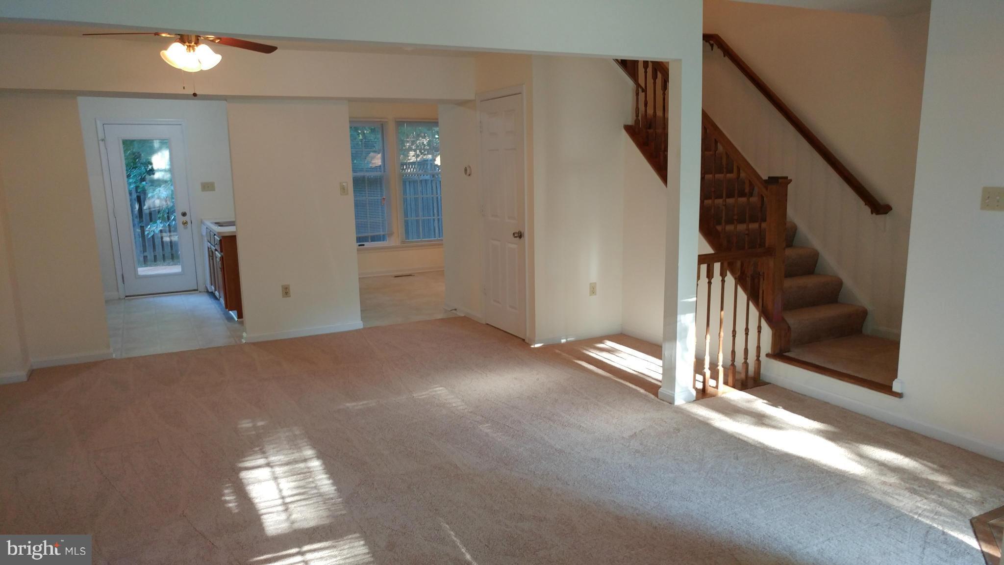 2435 Prentice Court Frederick, MD 21702 - Photo 8 of 25 Dining Room