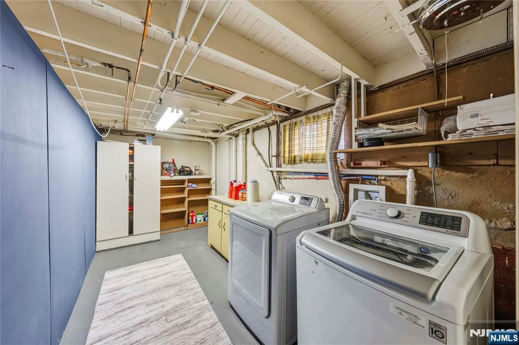 344 Rutherford Avenue Lyndhurst, NJ 07071 - Photo 18 of 22 Gallery Image 18