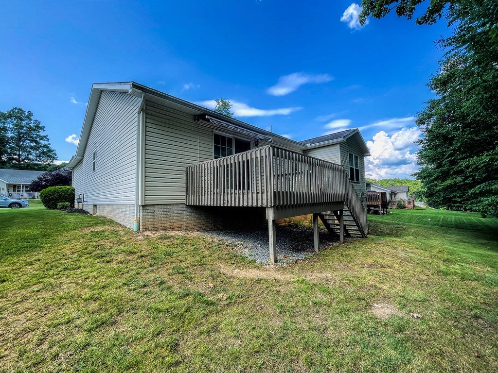 2815 Chapel Hill Road Huntingdon, PA 16652 - Photo 3 of 21 Gallery Image 3