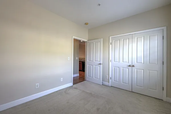 $1,450 | 8511 Burnham Lane, Unit J14, Nashville, TN 37211