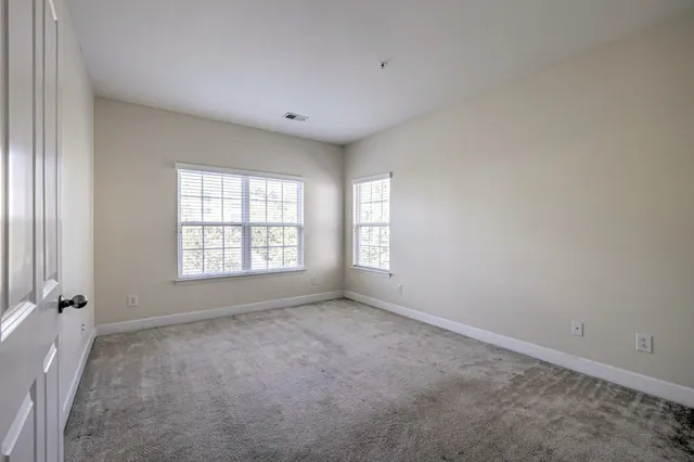 $1,560 | 8511 Burnham Lane, Unit J14, Nashville, TN 37211