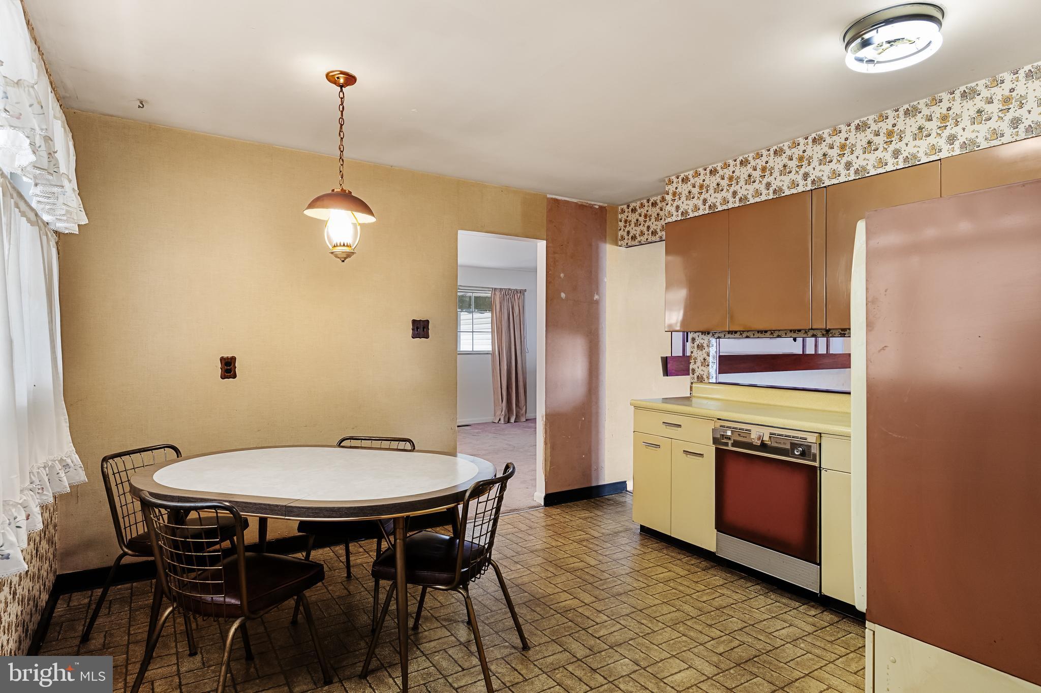 301 Juniper Drive Cherry Hill, NJ 08003 - Photo 12 of 28