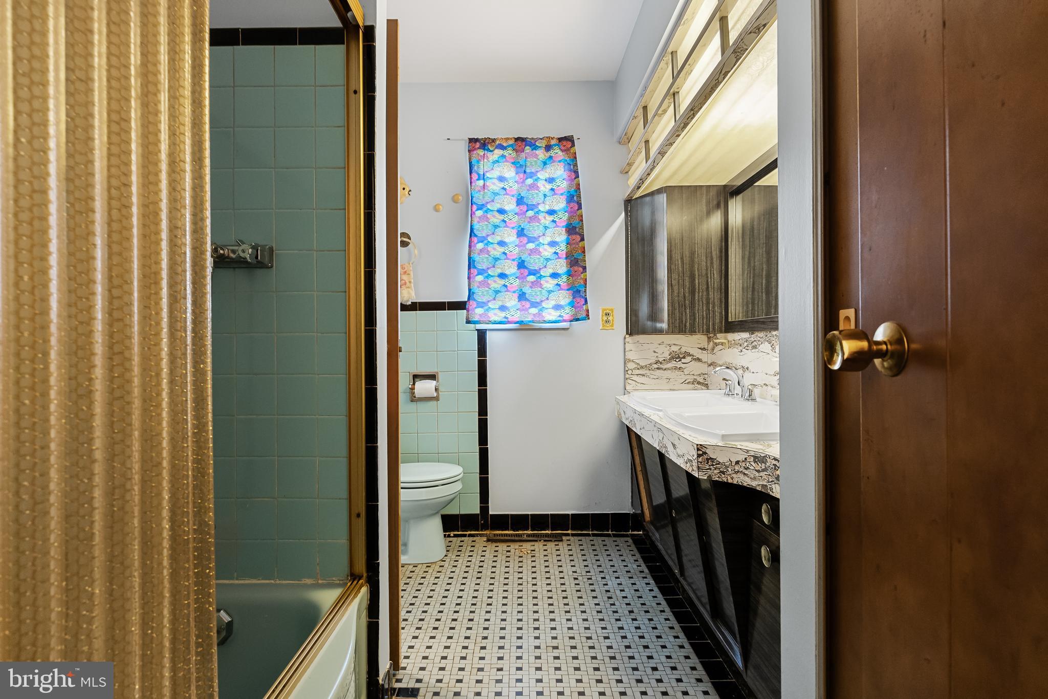 301 Juniper Drive Cherry Hill, NJ 08003 - Photo 22 of 28