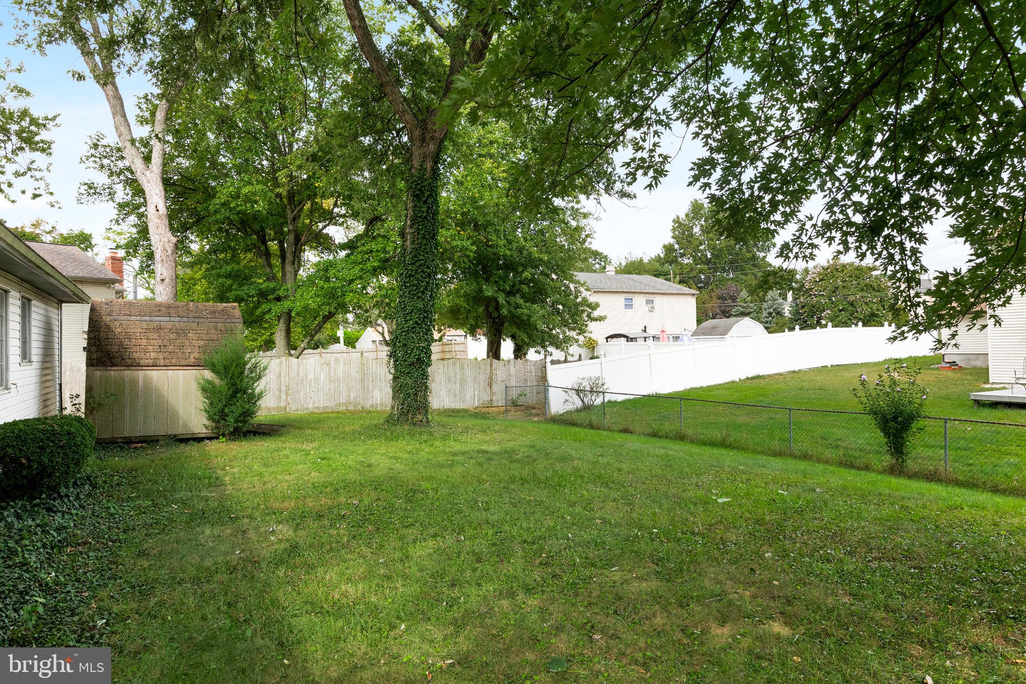 301 Juniper Drive Cherry Hill, NJ 08003 - Photo 27 of 28