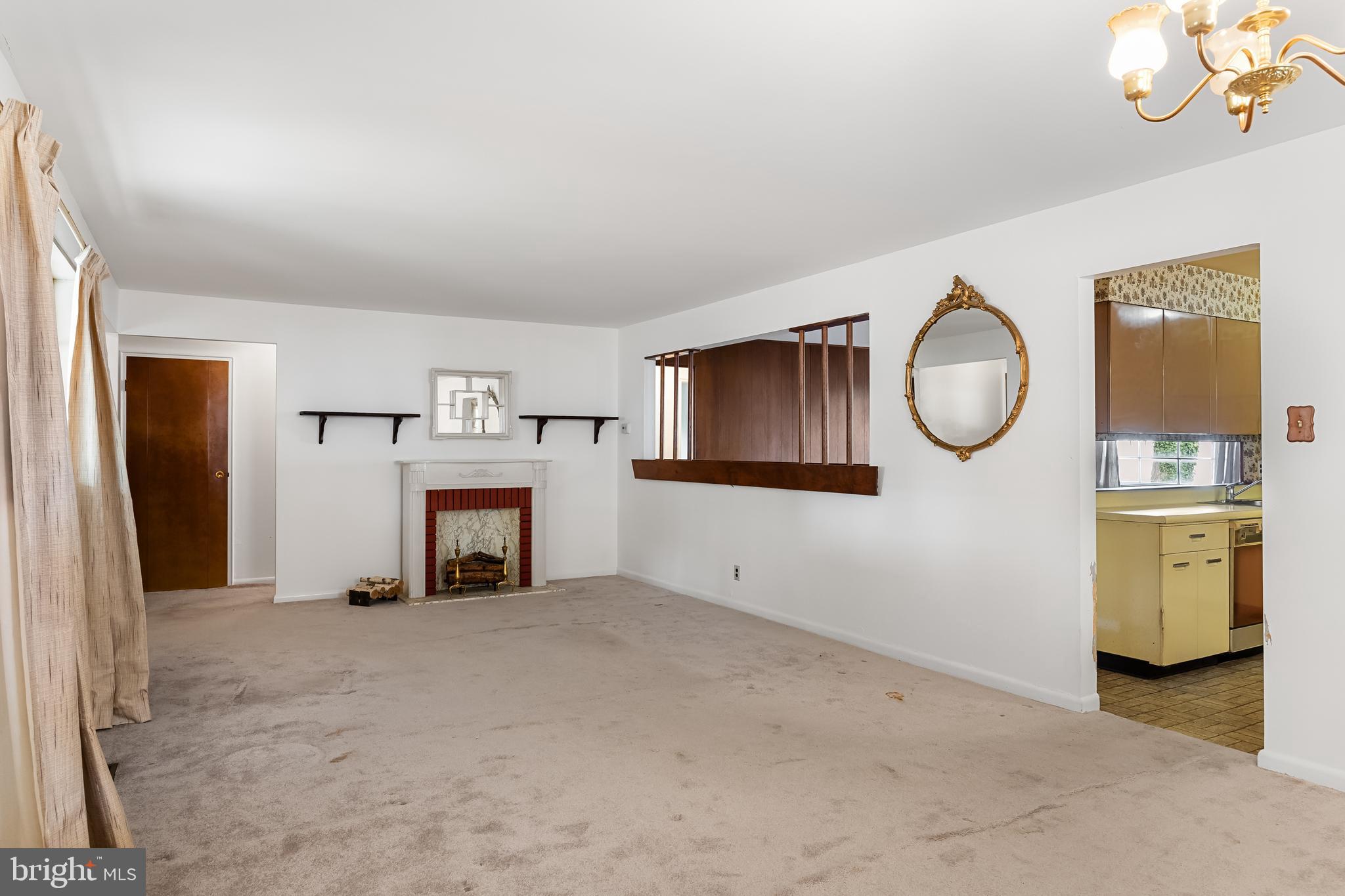 301 Juniper Drive Cherry Hill, NJ 08003 - Photo 8 of 28