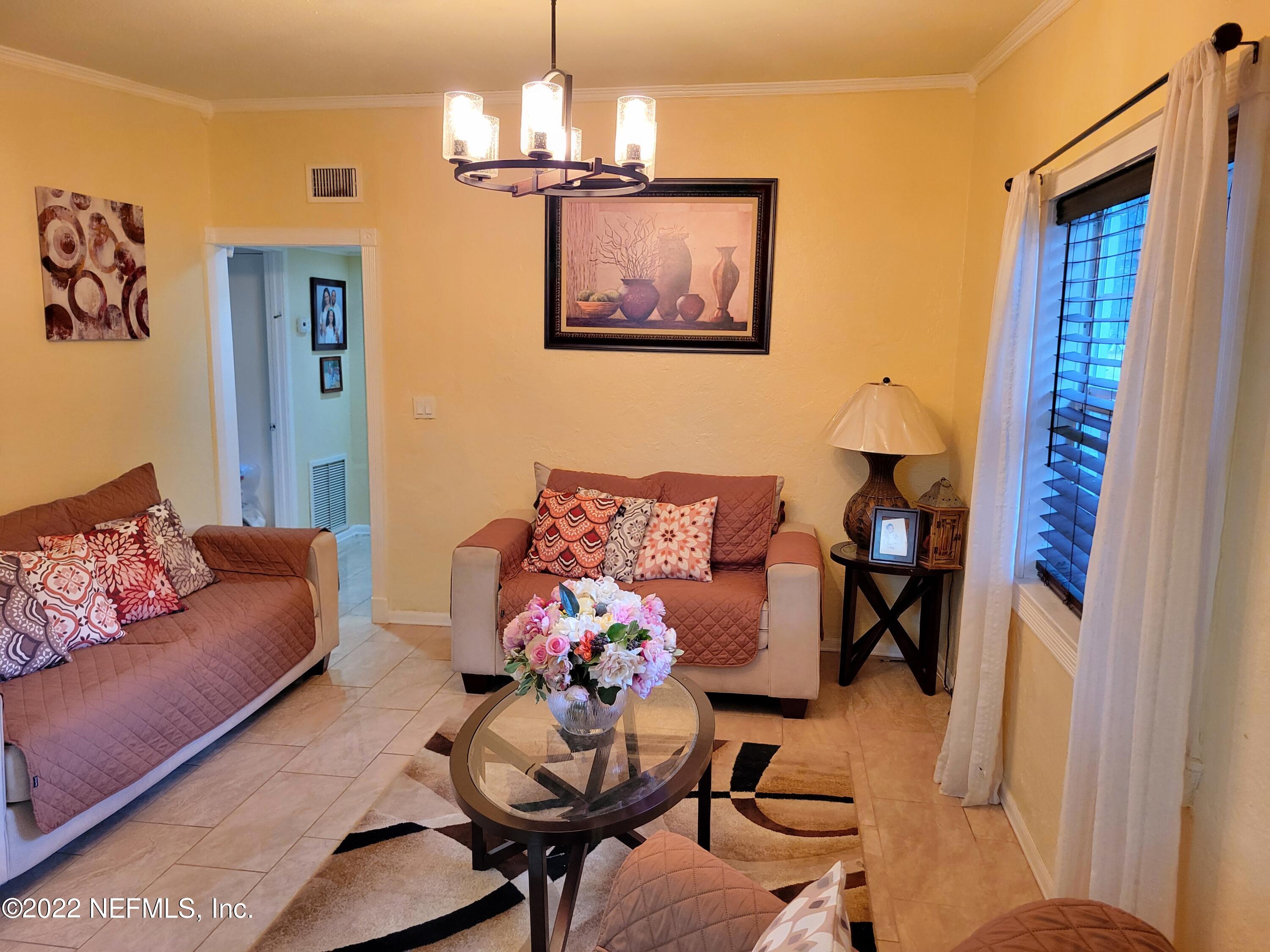 6717 Ryance Road Jacksonville, FL 32211 - Photo 8 of 14 20220522_190746