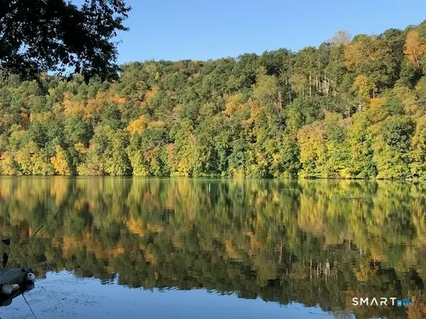 $30,000 | 75 Lake Lillinonah Road North, Bridgewater, CT 06752