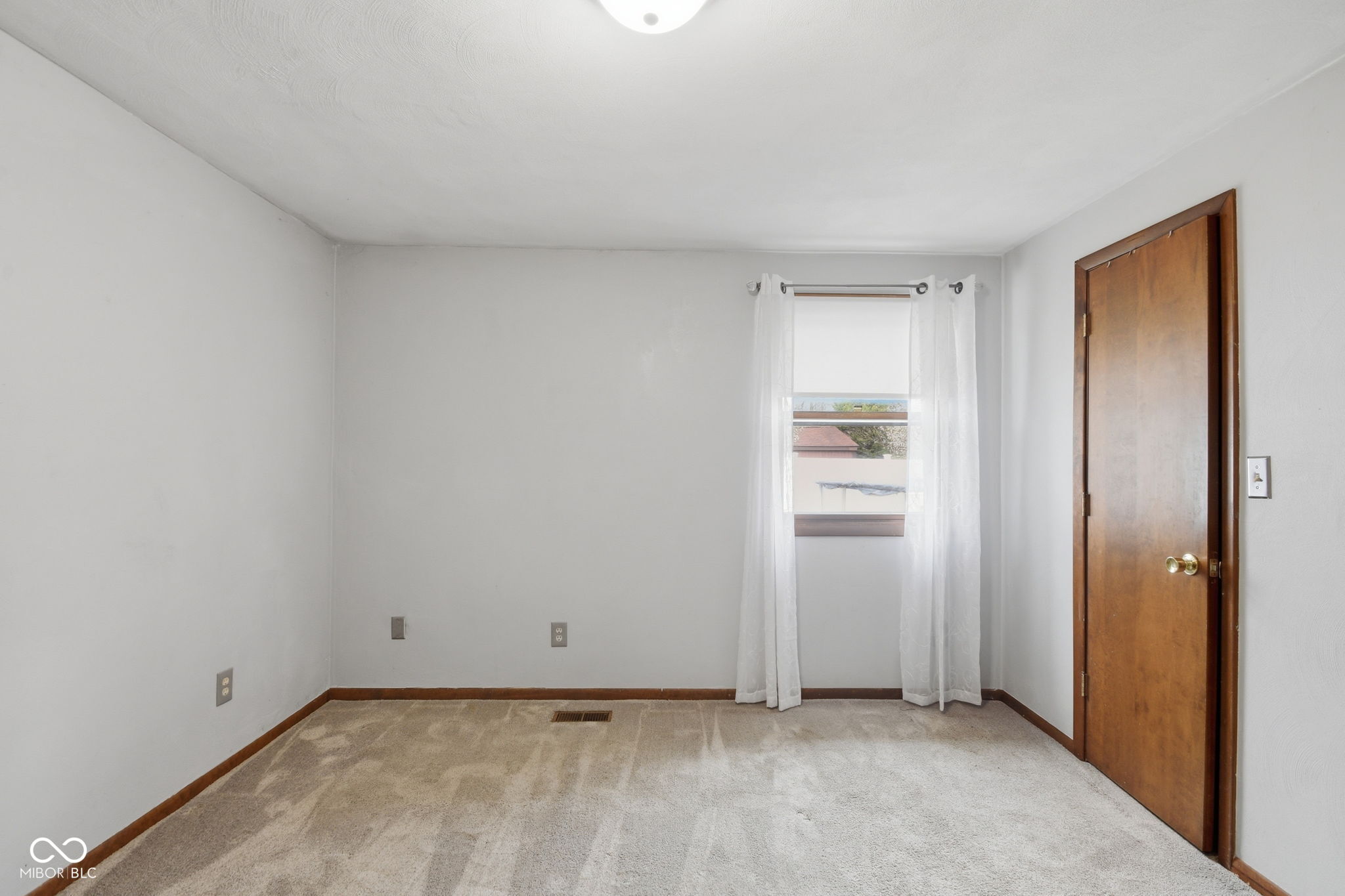 114 Ladino Lane Pendleton, IN 46064 - Photo 18 of 28