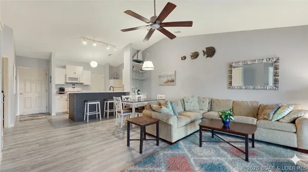 $264,000 | 98 Jonathan Drive, Unit 4E, Lake Ozark, MO 65049