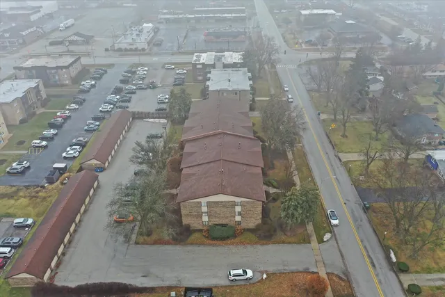 $179,000 | 12615 Central Avenue, Unit 207, Alsip, IL 60803