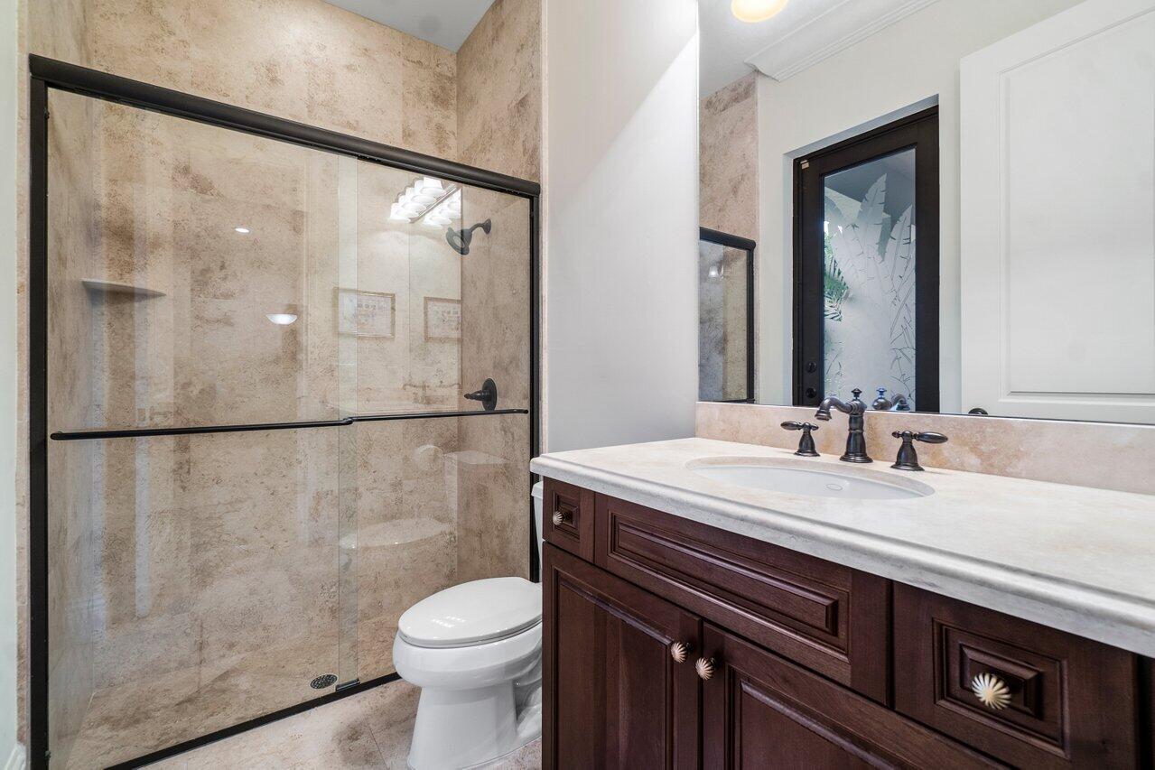 434 Northeast 7th Street Boca Raton, FL 33432 - Photo 17 of 40 E5B7F9DD-425F-4CAA-AAF1-769EABF610BF