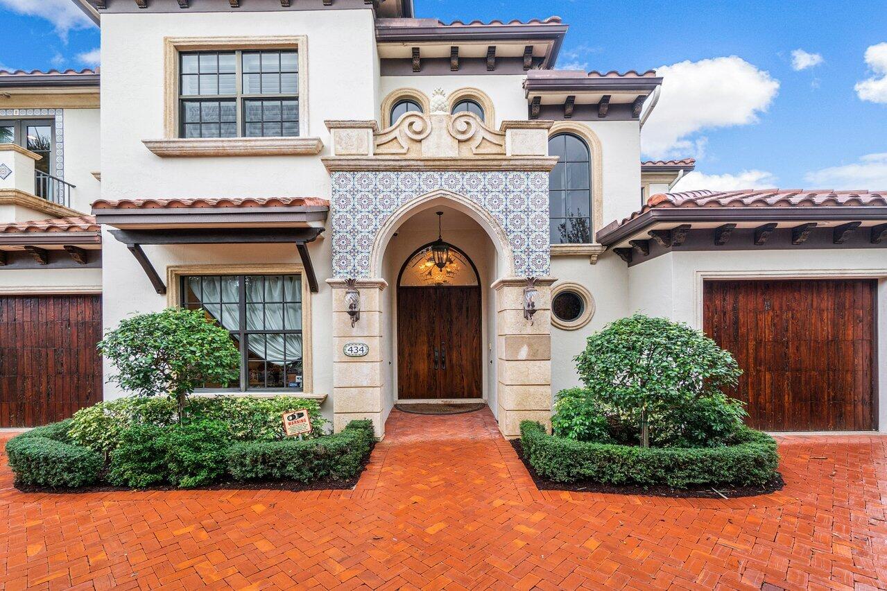 434 Northeast 7th Street Boca Raton, FL 33432 - Photo 2 of 40 E2D16793-CDF1-4A61-8A32-C3260943A21D