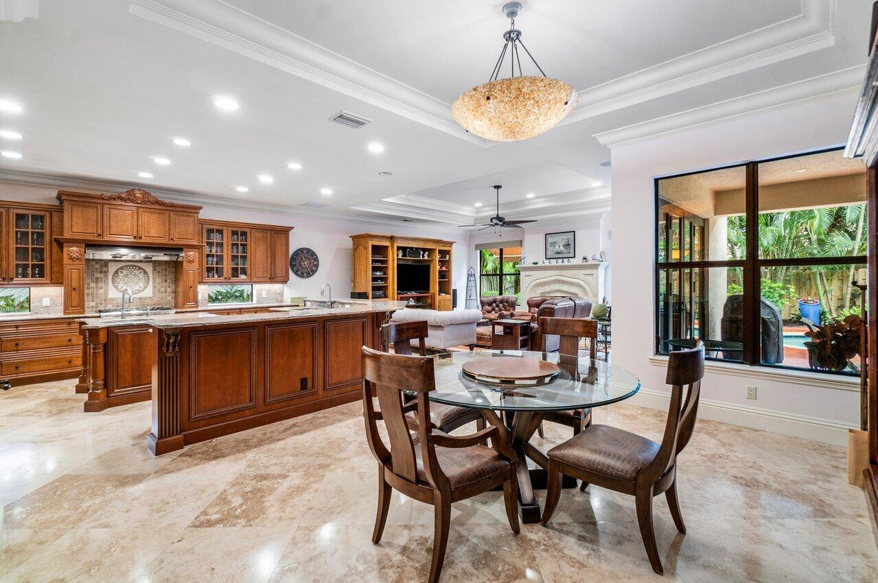 434 Northeast 7th Street Boca Raton, FL 33432 - Photo 4 of 40 87D58D05-B409-4995-B3C1-5535F6C309CB