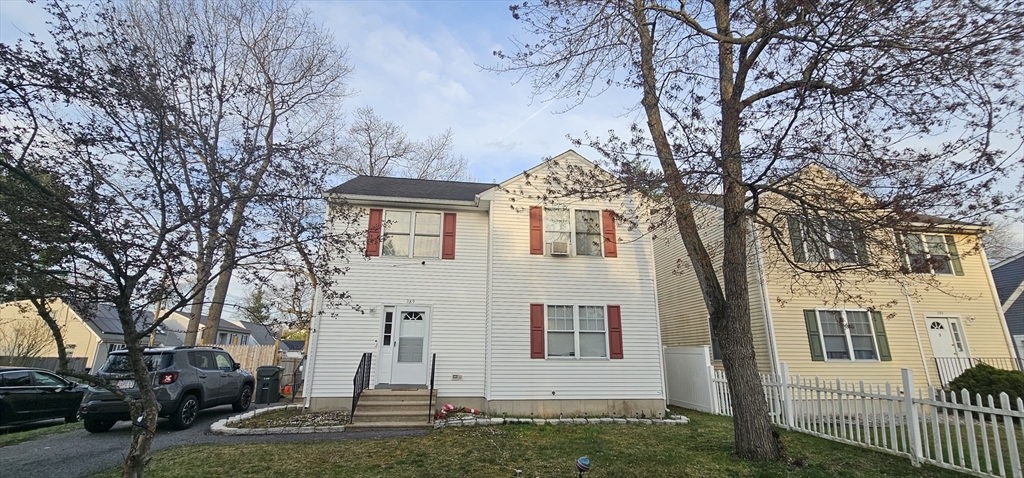 289 Morton Street Springfield, MA 01119 - Photo 2 of 28 Gallery Image 2