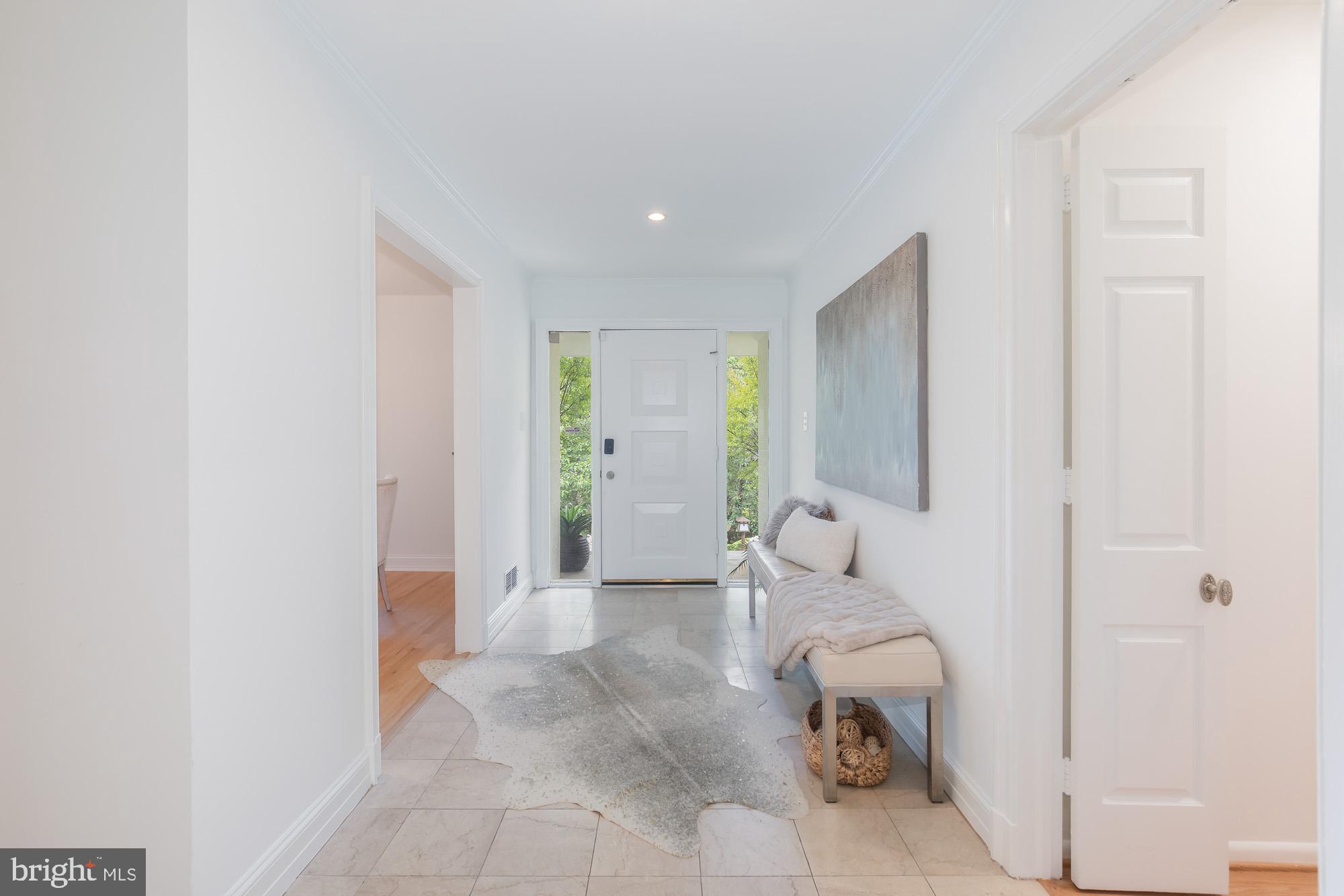 6337 Lenox Road Bethesda, MD 20817 - Photo 13 of 54