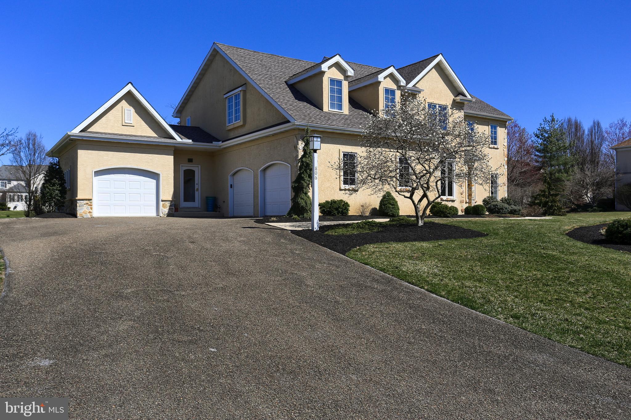 806 Bent Creek Drive Lititz, PA 17543 - Photo 2 of 58