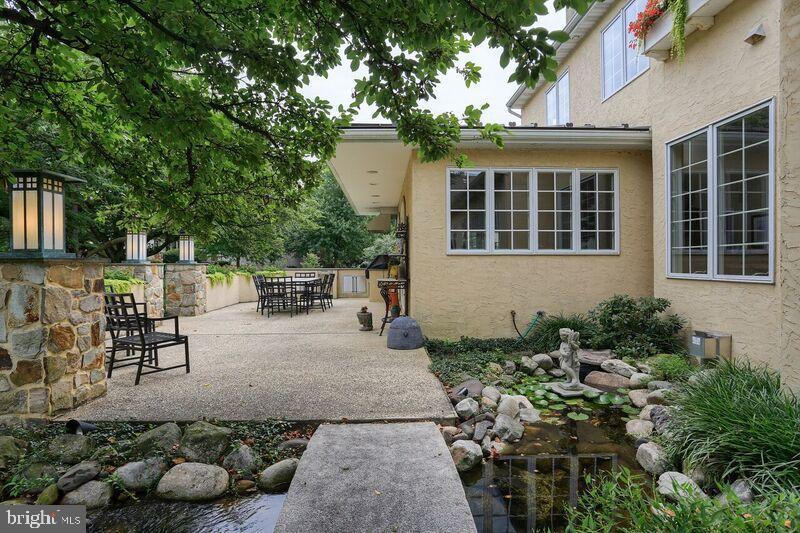 806 Bent Creek Drive Lititz, PA 17543 - Photo 11 of 58