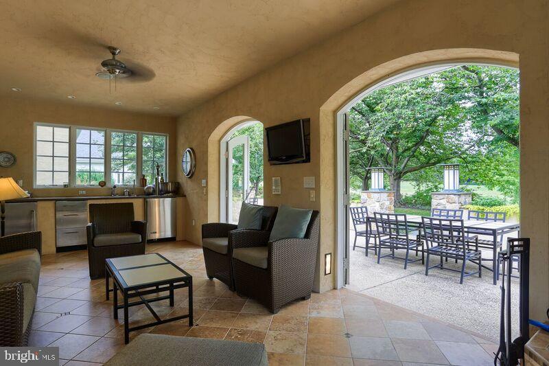 806 Bent Creek Drive Lititz, PA 17543 - Photo 38 of 58