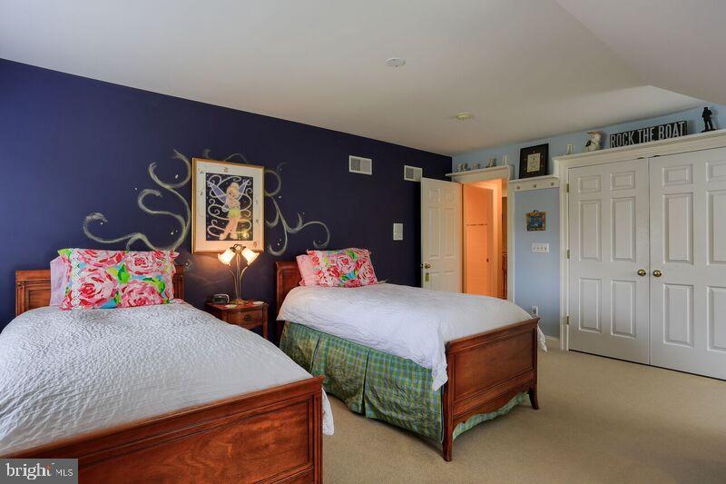 806 Bent Creek Drive Lititz, PA 17543 - Photo 44 of 58