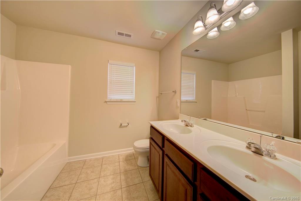 2647 Gradys Ground Road McConnells, SC 29726 - Photo 11 of 18 Gallery Image 11