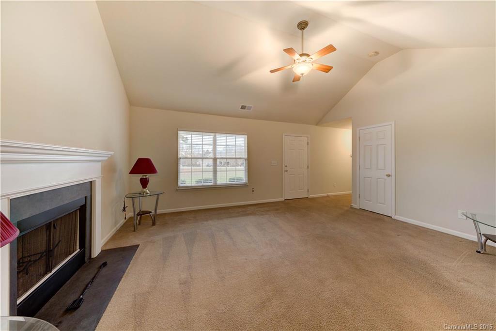 2647 Gradys Ground Road McConnells, SC 29726 - Photo 6 of 18 Gallery Image 6