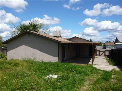 1481 North Pecan Avenue Reedley, CA 93654 - Photo 6 of 6 Gallery Image 6